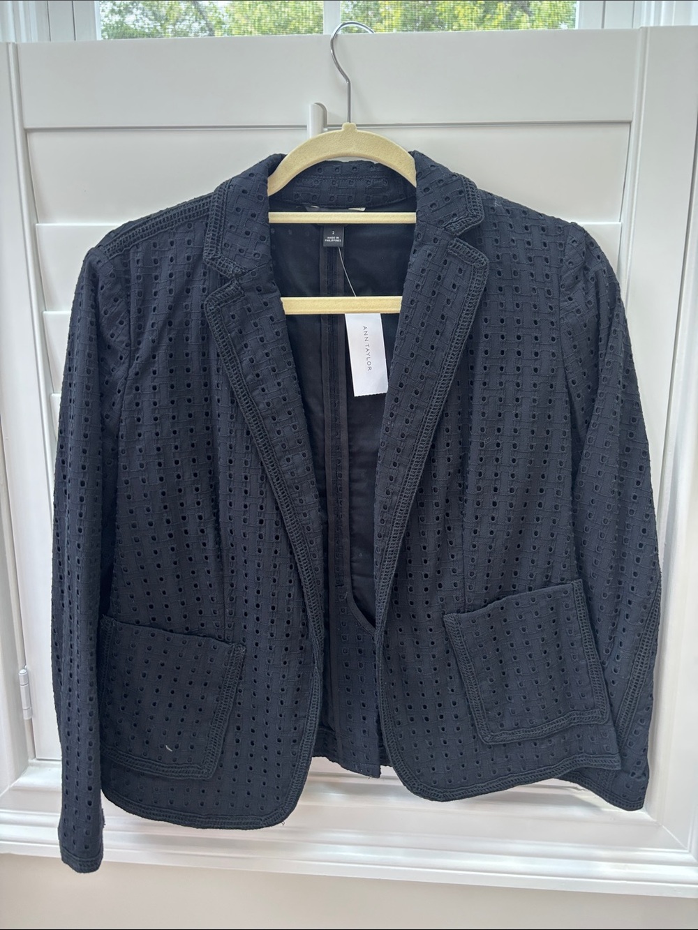 NWT Ann Taylor Black Eyelet Blazer Jacket - Women's Size 2